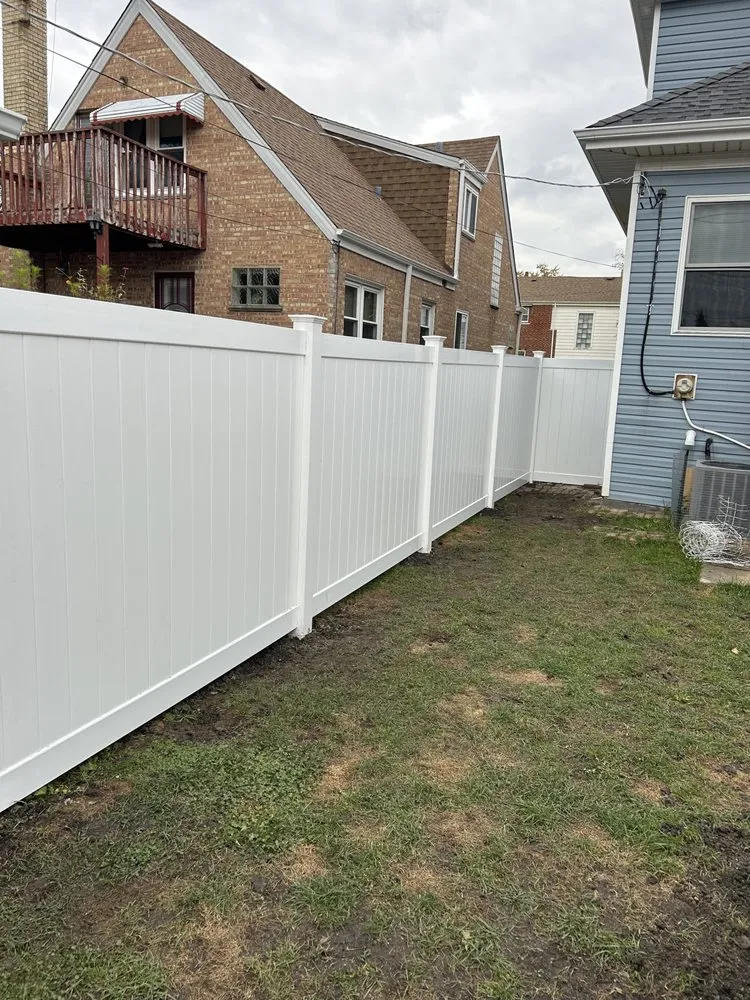 Professional landscape design experts serving Elgin, IL - Panorama Fence