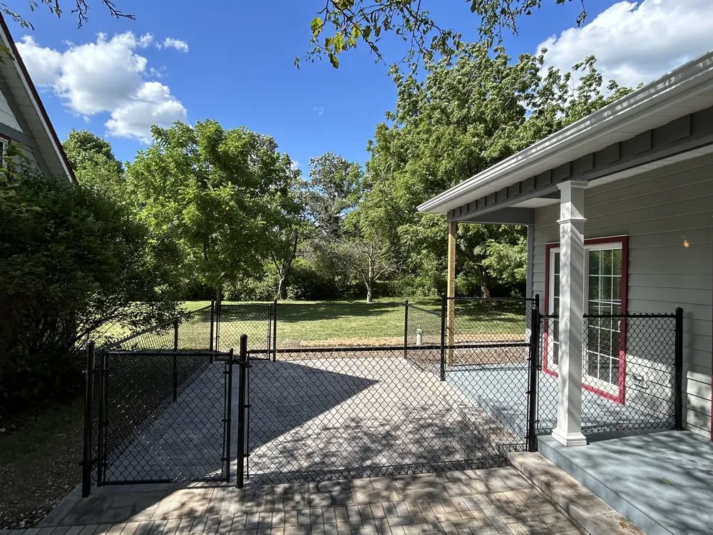 Expert garden landscaping in Elgin, IL by Panorama Fence