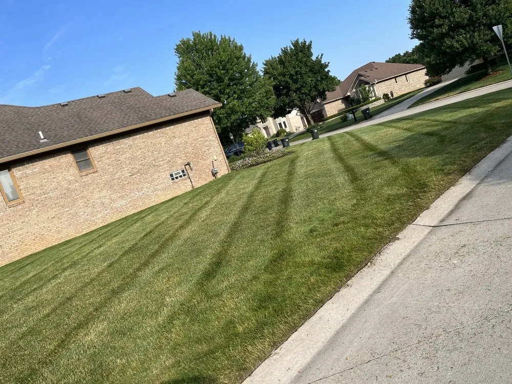 Custom residential landscaping in Washington Township, MI - Papa Dan’s Landscaping