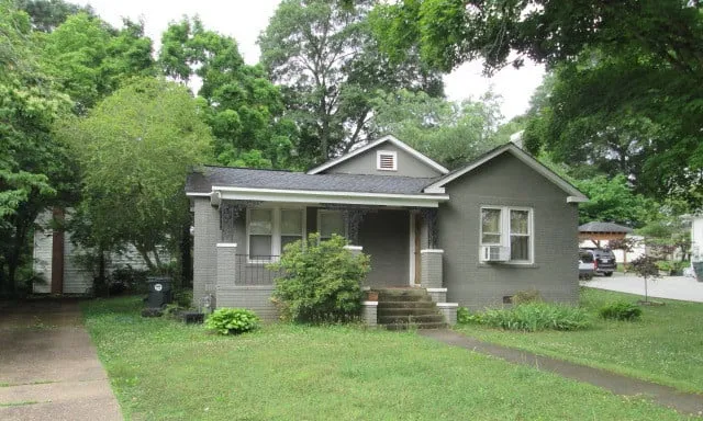 Affordable garden landscaping in Chattanooga, TN - Papa Haul Away Services