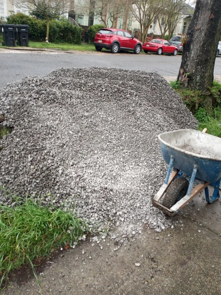 Affordable outdoor landscaping for beautiful yards in New Orleans, LA by Papa J's Recovery Lawn Care & Services