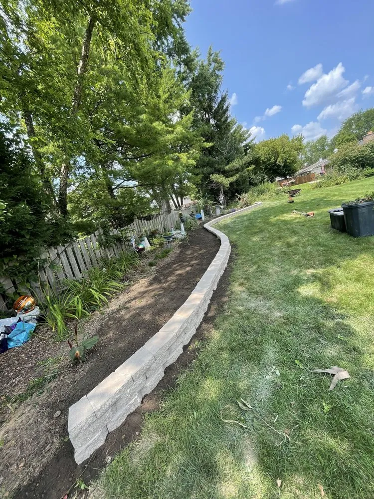 Top-rated yard maintenance in Joliet, IL - Papas Landscaping