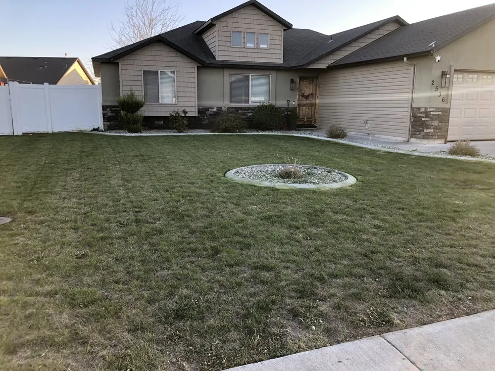 Reliable lawn care service experts serving Twin Falls, ID - Papi Jai’s Services