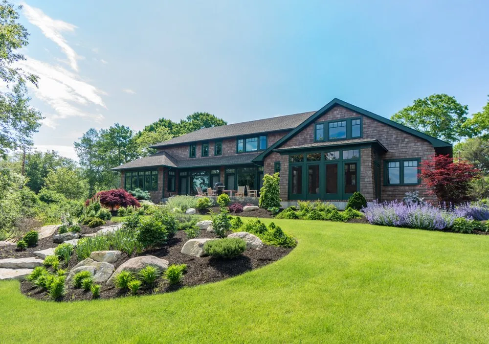 Expert landscape installation experts serving Yulee, FL - Papi's Lawn Service