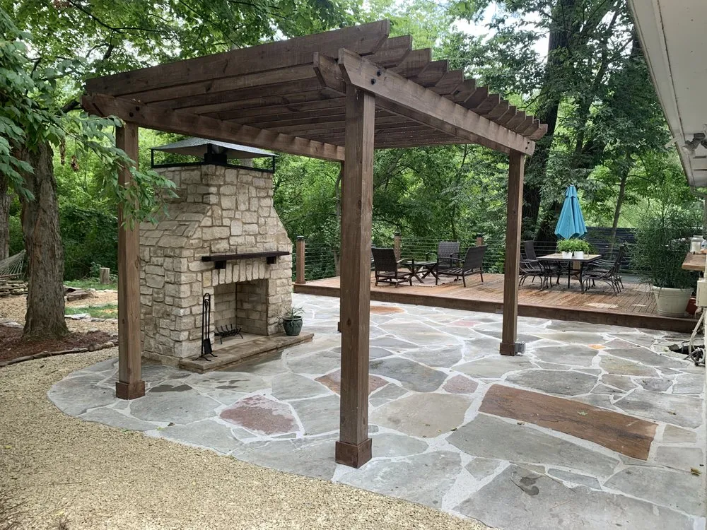 Custom lawn mowing service in Cincinnati, OH by Papner Dreamscapes