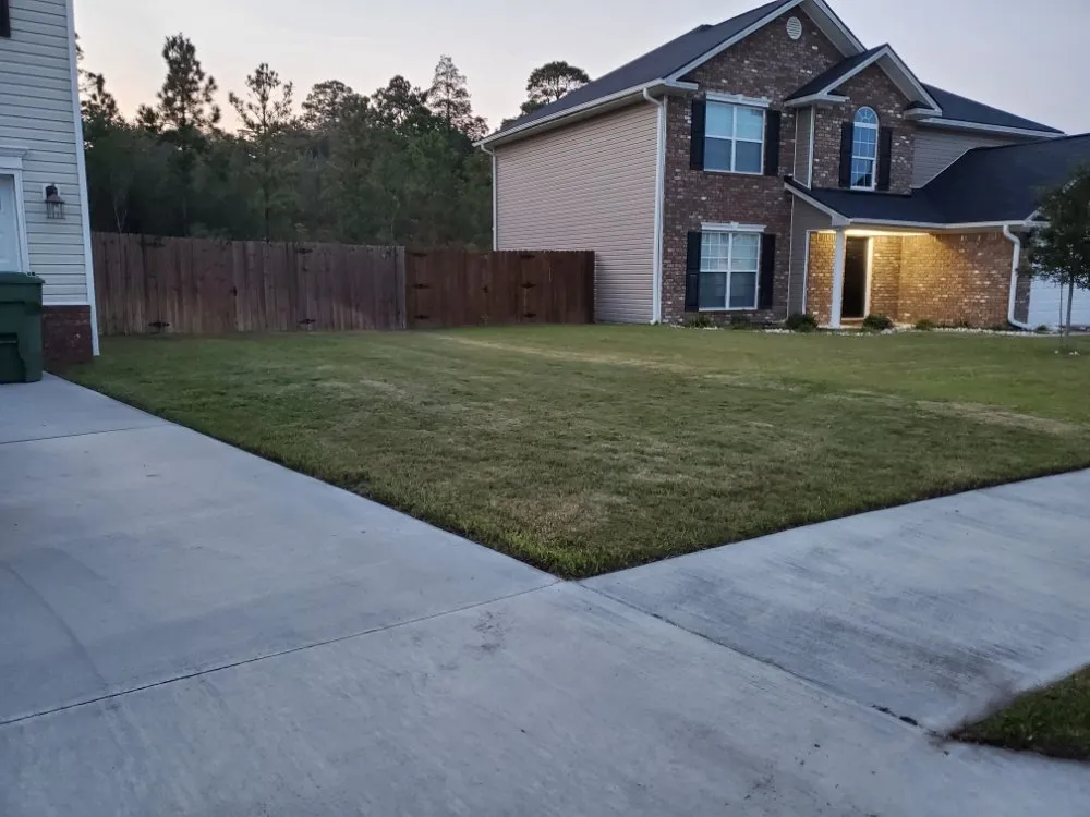 Trusted yard cleanup service in Hinesville, GA - Pappy's Happy Lawnscaping Services