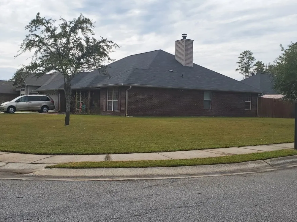 Trusted lawn care service in Hinesville, GA - Pappy's Happy Lawnscaping Services