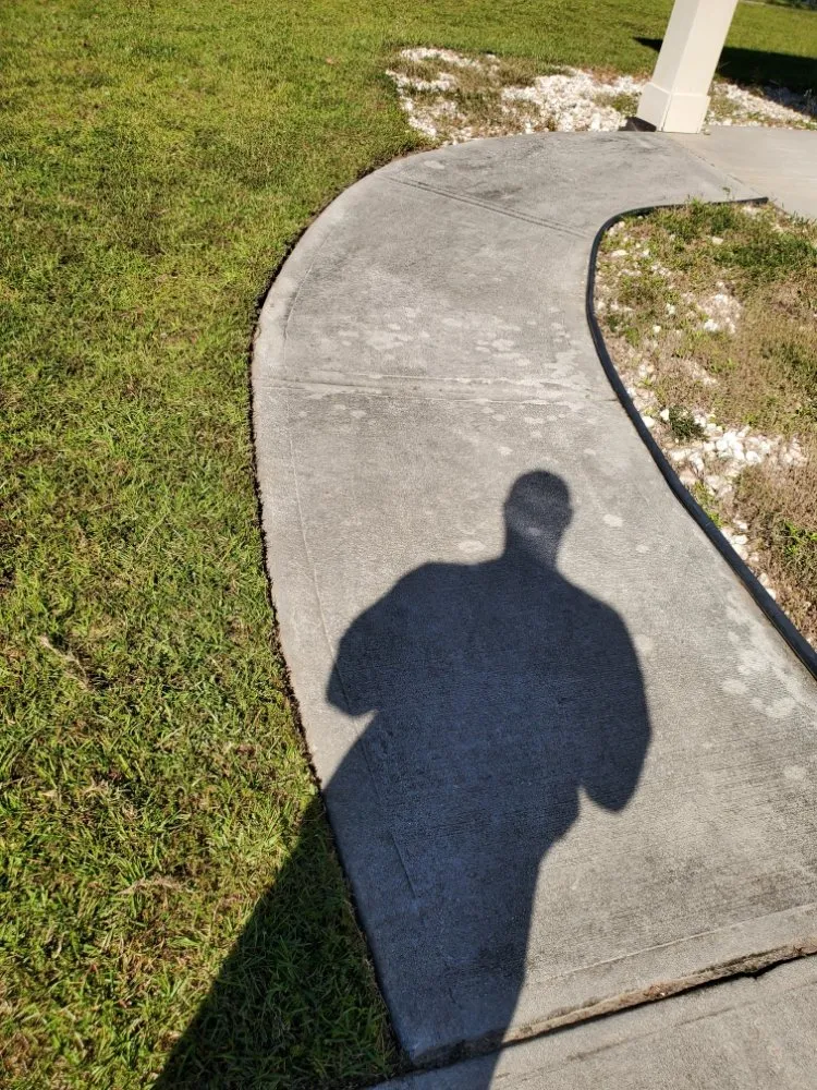 Trusted residential landscaping with custom design in Hinesville, GA by Pappy's Happy Lawnscaping Services