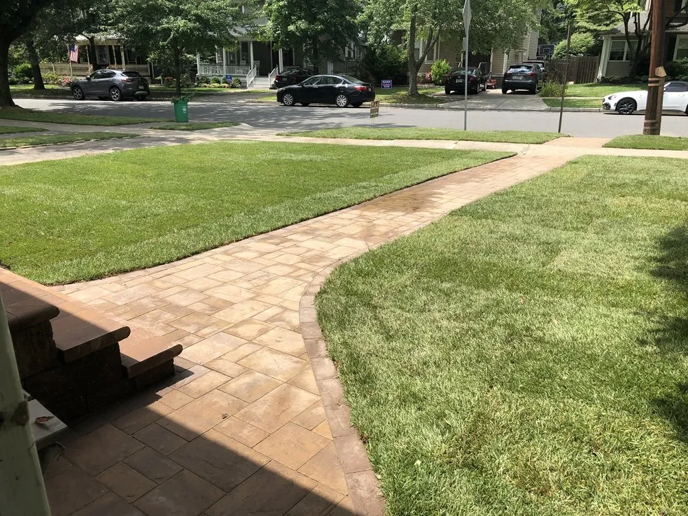 Top-rated yard cleanup service in Barrington, NJ - Par 4 Lawn Care