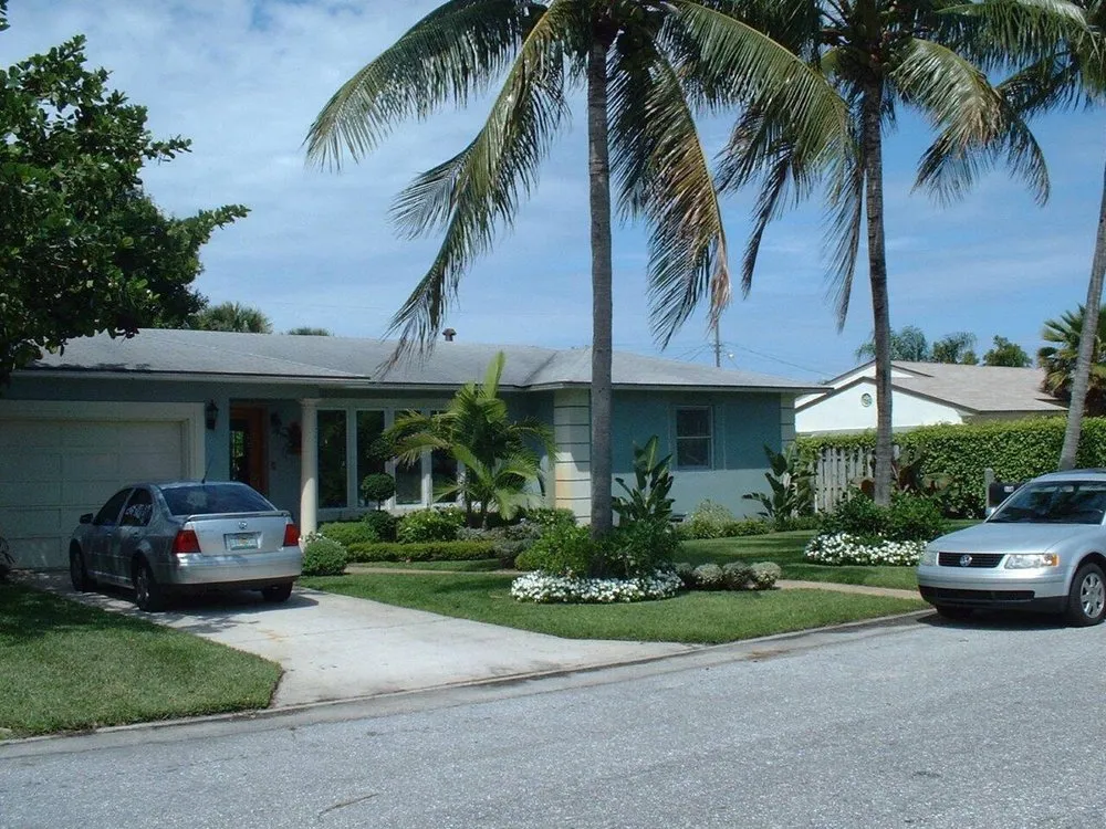 Reliable landscaping services with custom design across Honolulu, HI - Paradise By Design Landscaping