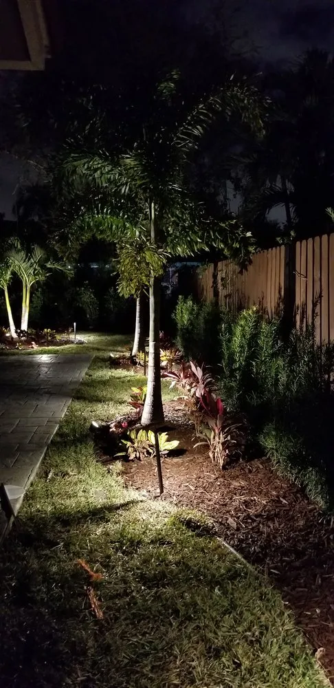 Custom residential landscaping for beautiful yards in Coral Springs, FL by Paradise Complete Property Maintenance