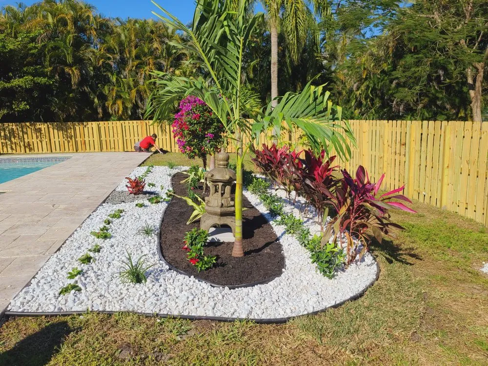 Reliable garden landscaping in Coral Springs, FL by Paradise Complete Property Maintenance