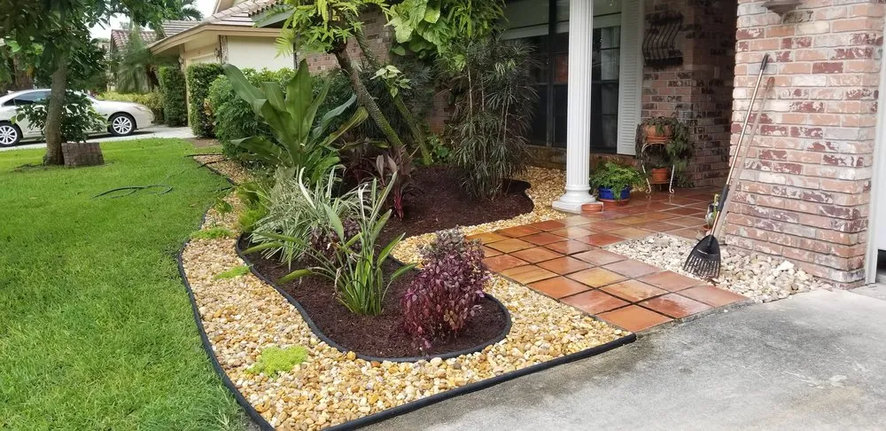 Affordable garden landscaping experts serving Coral Springs, FL - Paradise Complete Property Maintenance