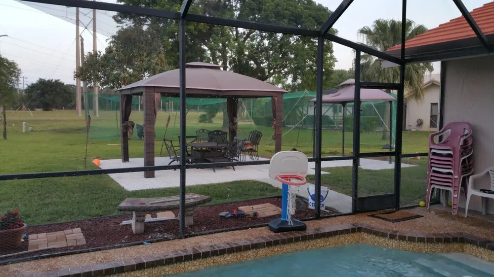 Reliable yard cleanup service in Coral Springs, FL by Paradise Complete Property Maintenance