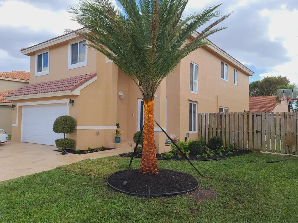 Custom yard cleanup service for homes in Coral Springs, FL by Paradise Complete Property Maintenance