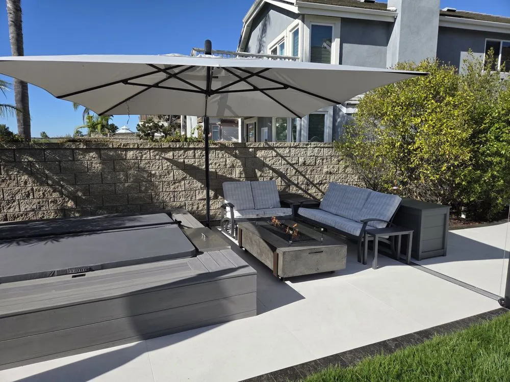 Professional lawn care service for residential properties in San Clemente, CA by Paradise Designs