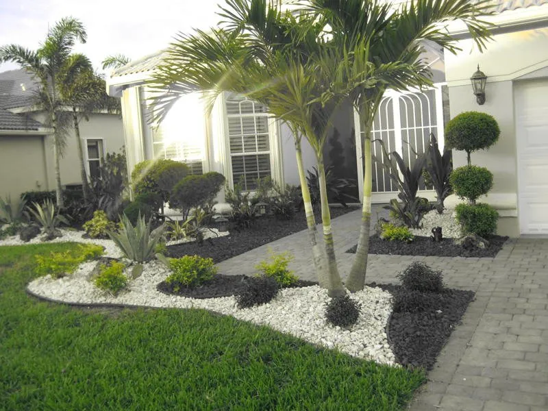 Professional landscaping services experts serving Loxahatchee, FL - Paradise Garden & Landscape