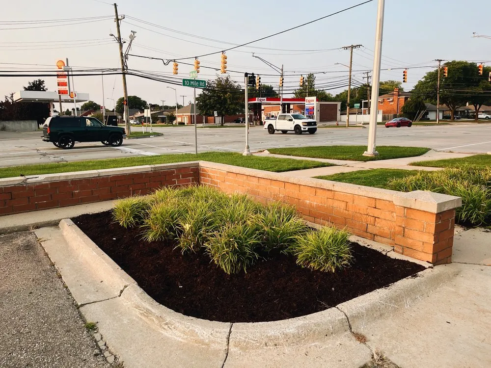 Local lawn mowing service in Warren, MI by Paradise Garden Landscaping