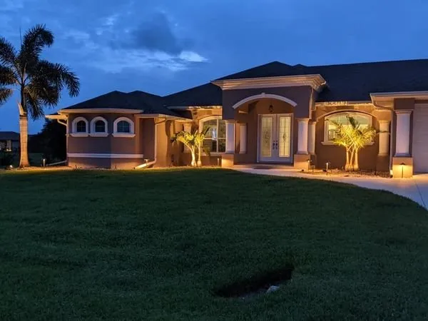 Expert yard maintenance experts serving North Port, FL - Paradise Gardens & Decor