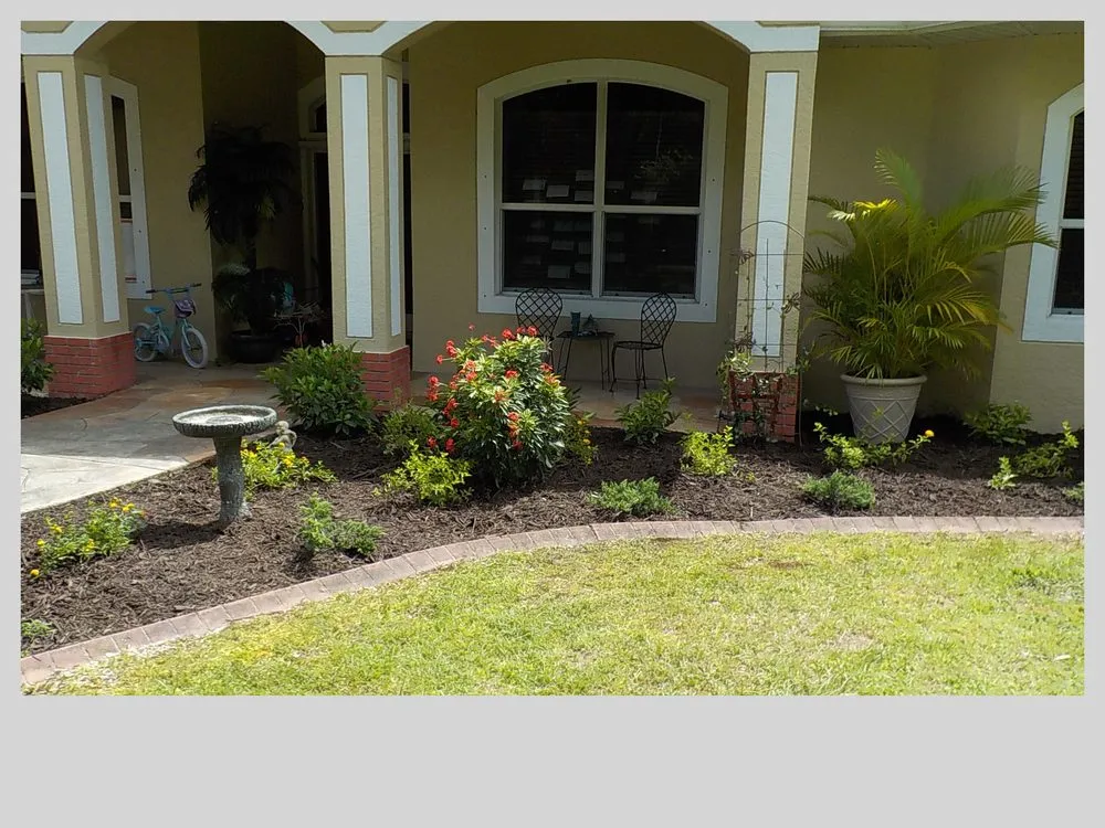 Affordable lawn mowing service in North Port, FL - Paradise Gardens & Decor