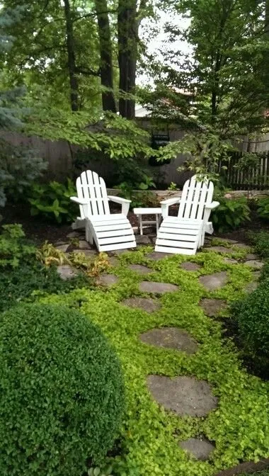 Custom lawn care service in North Port, FL - Paradise Gardens & Decor