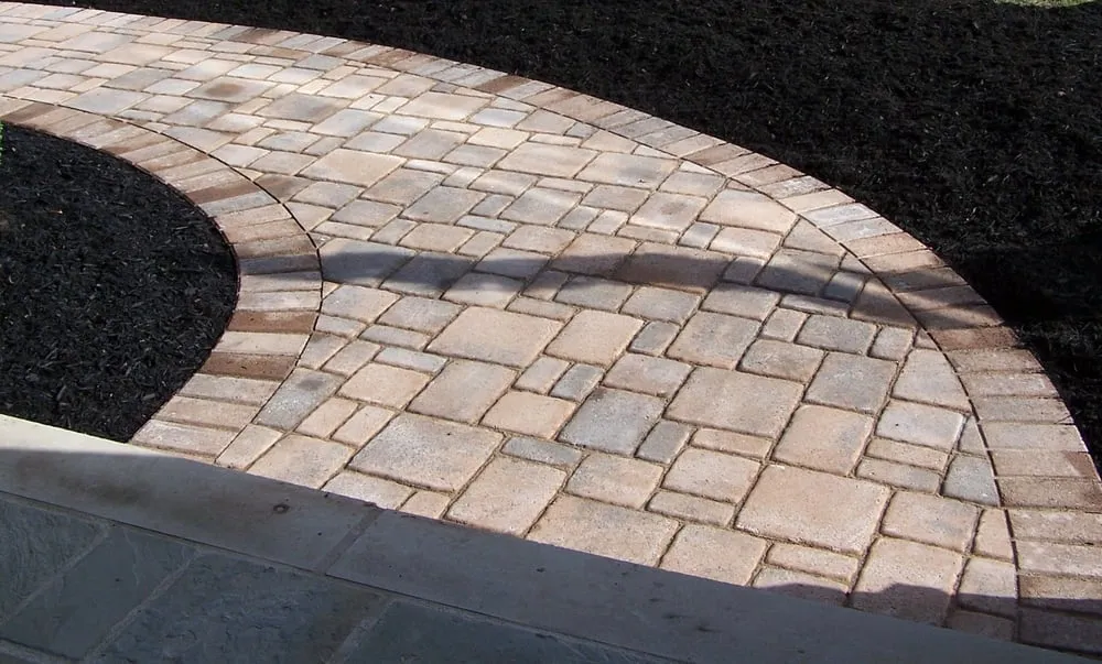 Professional yard cleanup service in Manlius, NY by Paradise Grounds