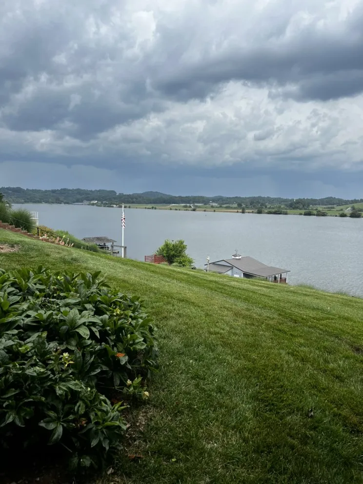 Trusted residential landscaping in Knoxville, TN - Paradise Landsape