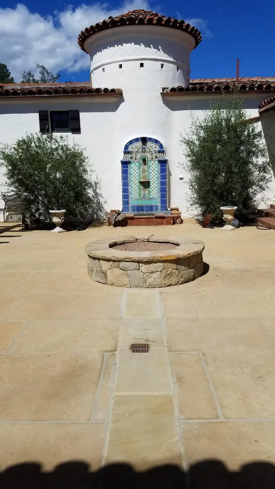 Custom lawn care service in Carpinteria, CA by Paradise Landscape & Design