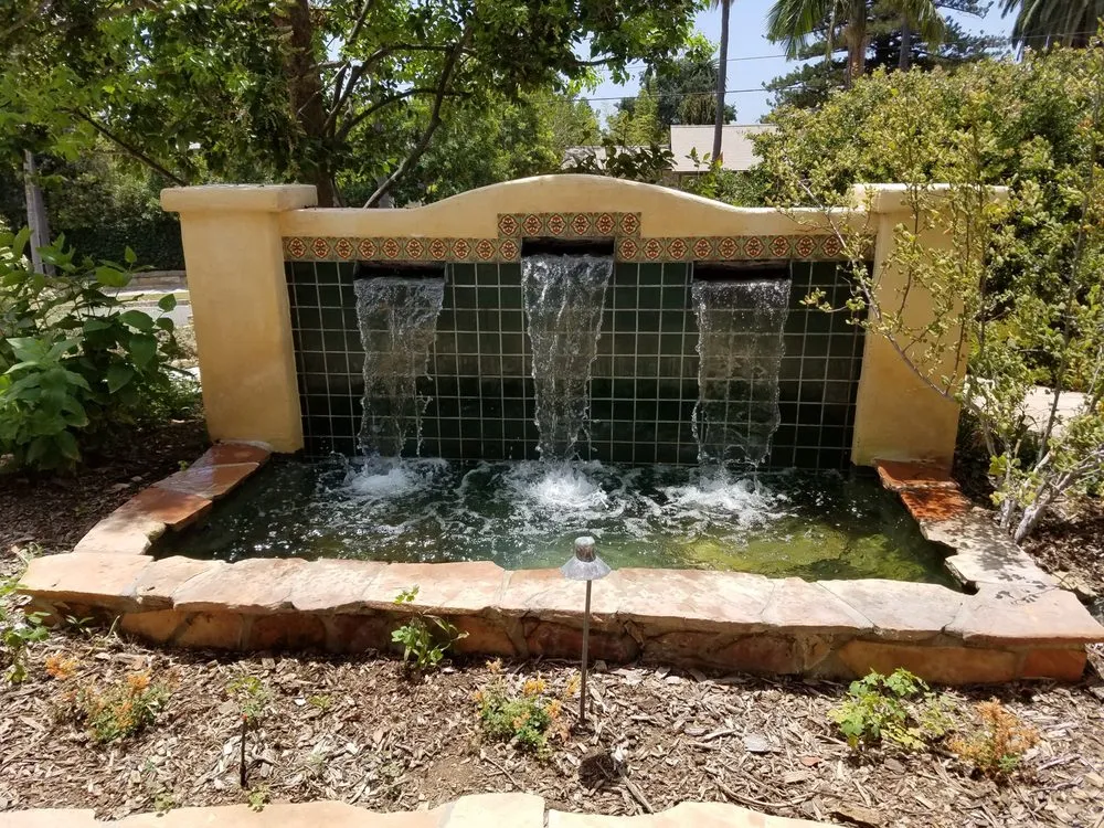 Reliable lawn mowing service in Carpinteria, CA by Paradise Landscape & Design