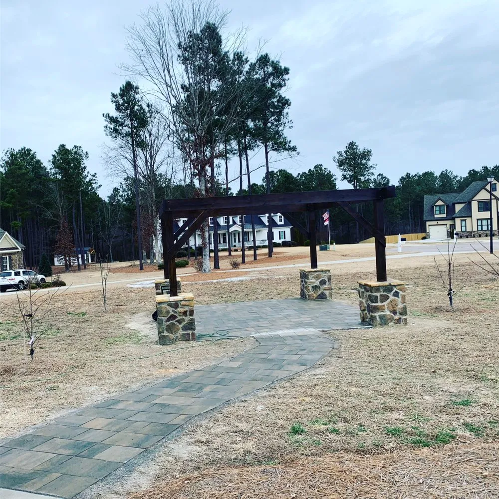 Local garden landscaping in Bunn, NC - Paradise Landscape