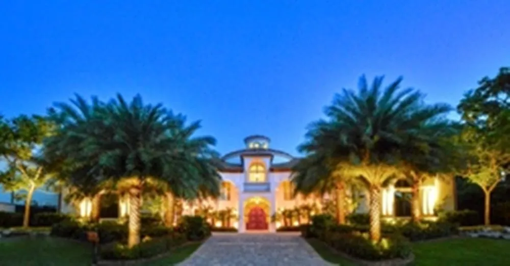 Affordable outdoor landscaping for year-round maintenance across Fort Lauderdale, FL - Paradise Landscape Lighting