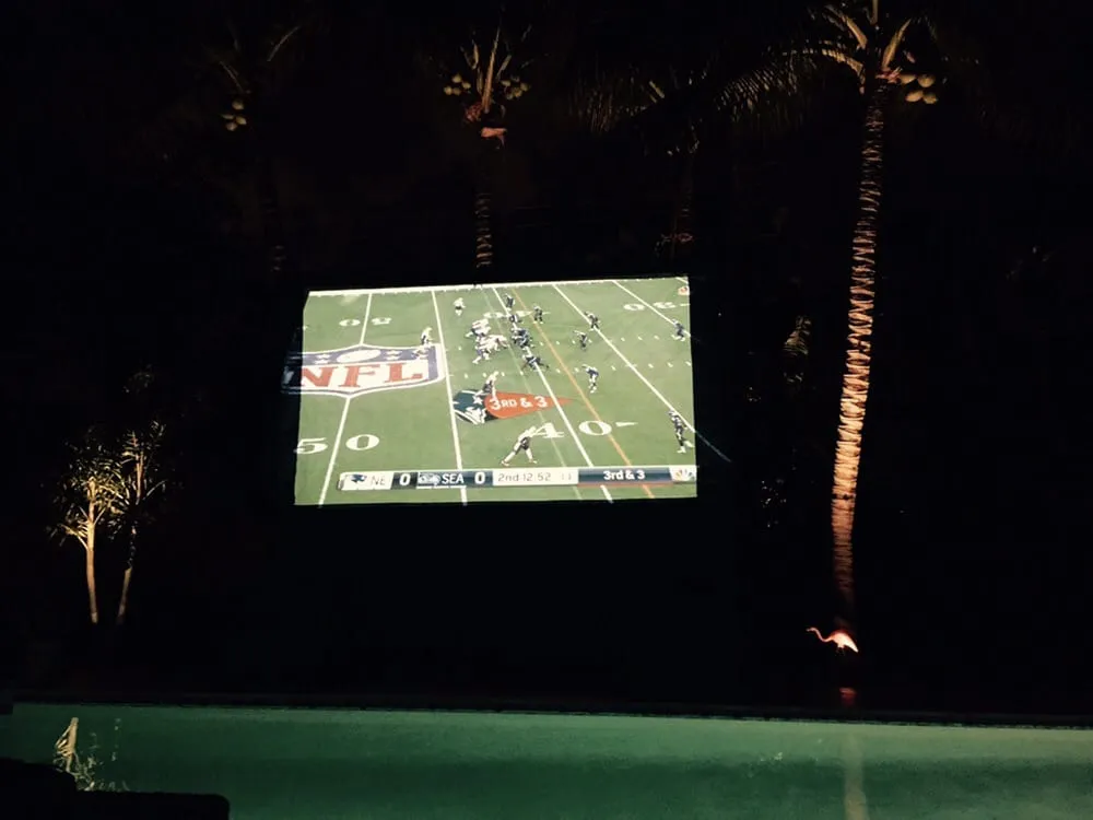 Top-rated yard cleanup service in Fort Lauderdale, FL by Paradise Landscape Lighting