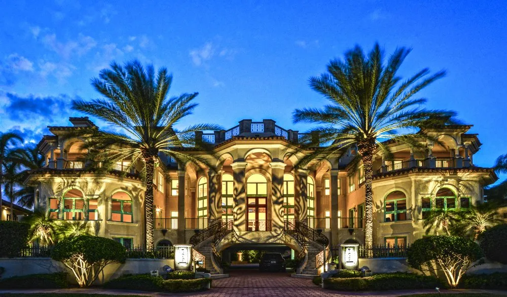 Expert yard maintenance in Fort Lauderdale, FL - Paradise Landscape Lighting