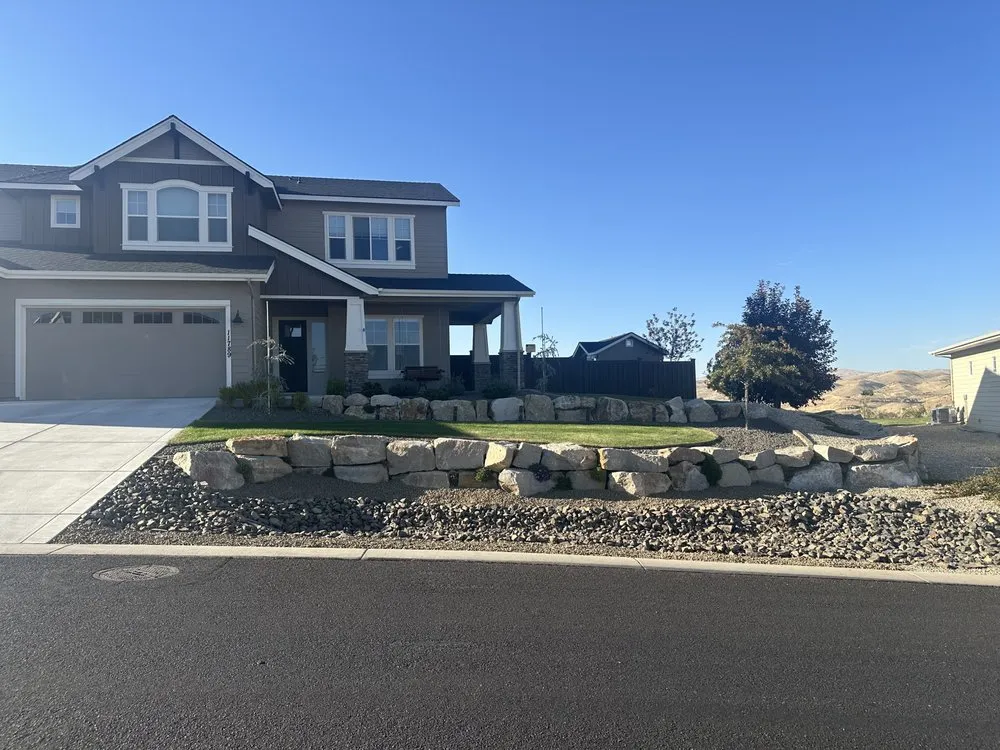 Custom lawn care service in Nampa, ID - Paradise Landscapes