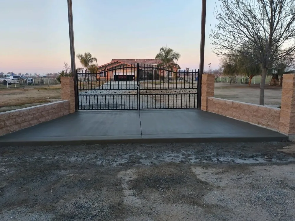 Custom yard cleanup service in San Diego, CA - Paradise Landscaping & Construction