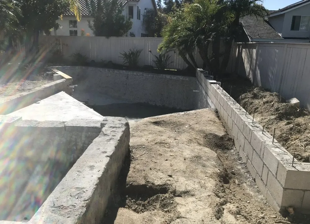 Trusted lawn mowing service experts serving San Diego, CA - Paradise Landscaping & Construction