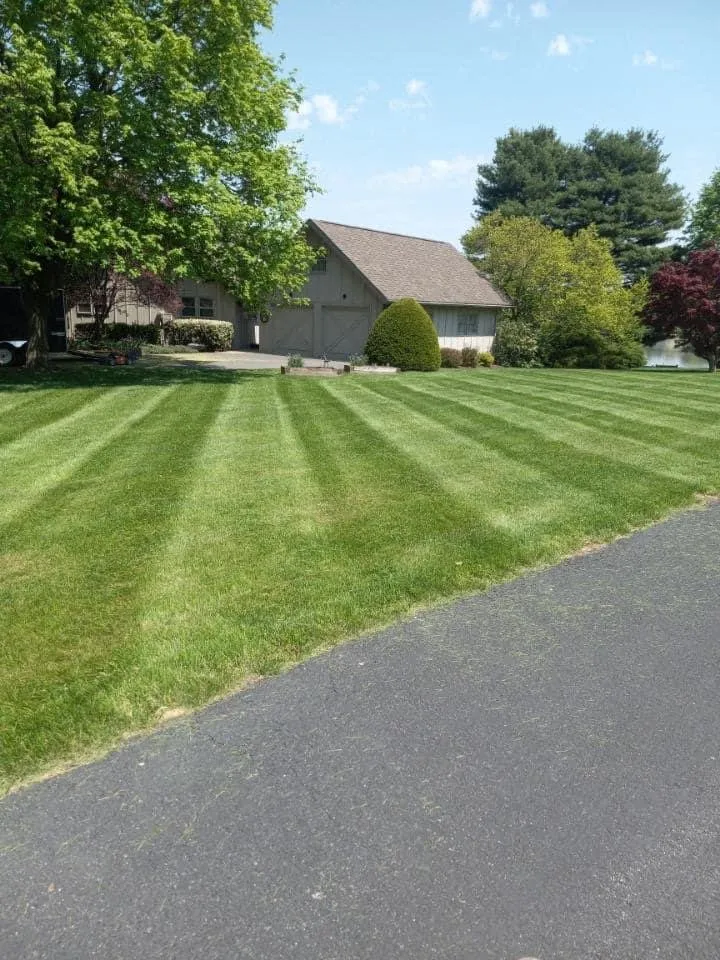 Custom yard maintenance in Gettysburg, PA - Paradise Landscaping & Home Improvement