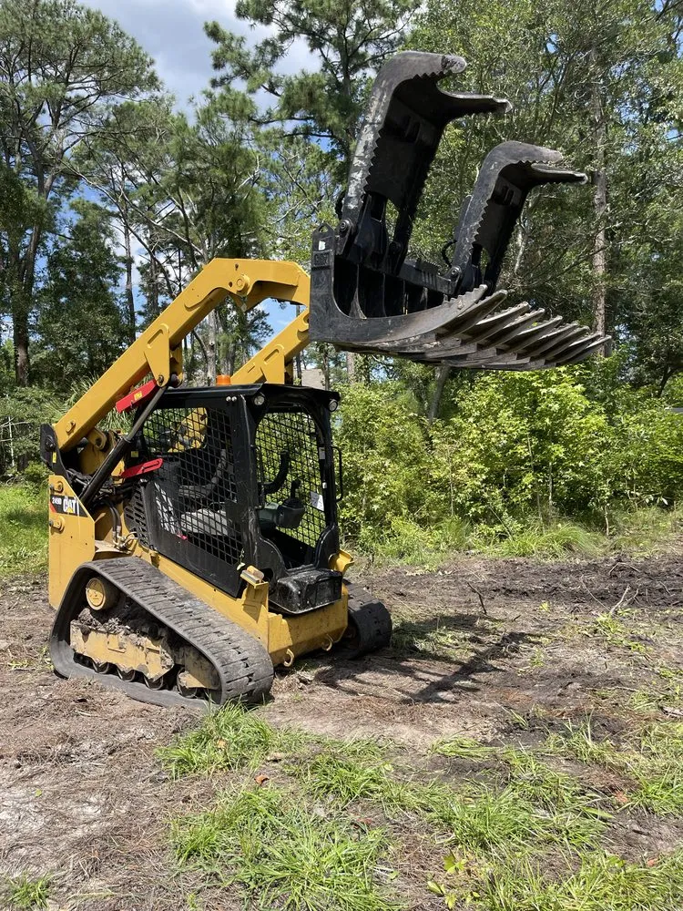 Trusted outdoor landscaping for residential properties across Shallotte, NC - Paradise Landscaping & Tree Removal