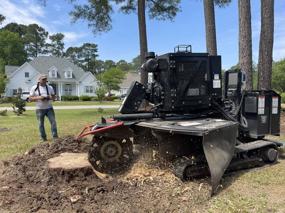 Local lawn care service in Shallotte, NC - Paradise Landscaping & Tree Removal