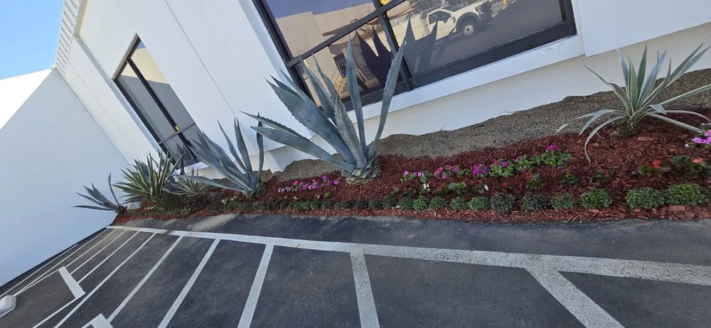 Trusted residential landscaping for year-round maintenance across Glendale, CA - Paradise Landscaping and Gardening