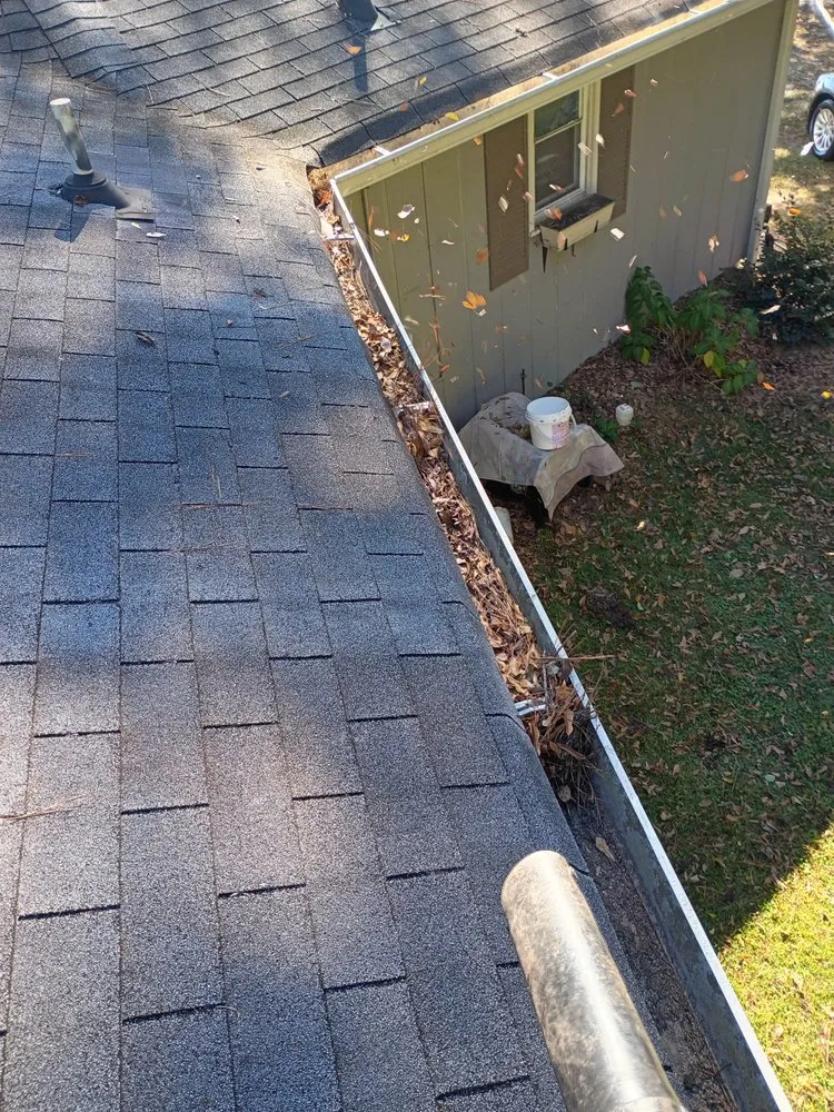 Expert yard maintenance in Covington, GA by Paradise Landscaping