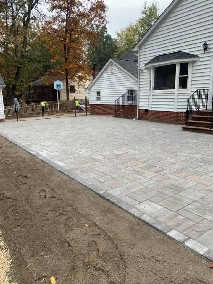 Custom yard maintenance in Fredericksburg, VA - Paradise Landscaping