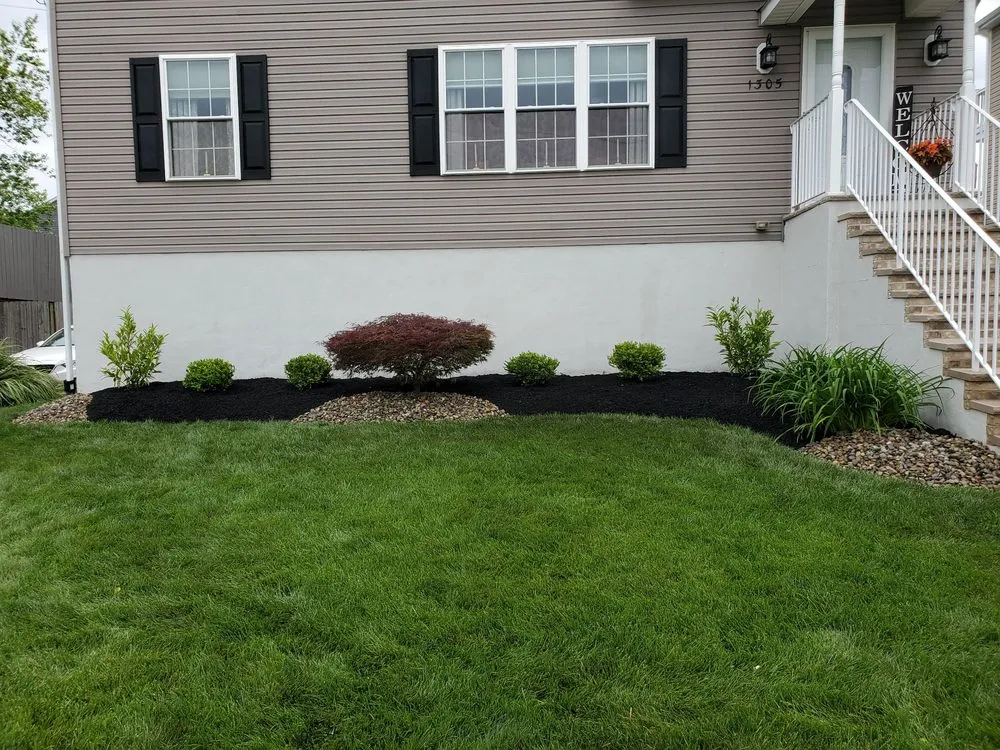 Expert garden landscaping experts serving Hazlet, NJ - Paradise Landscaping