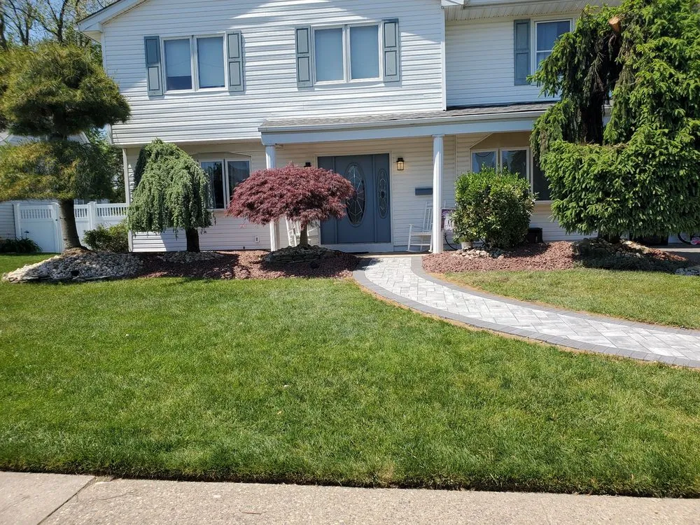 Professional lawn mowing service in Hazlet, NJ - Paradise Landscaping