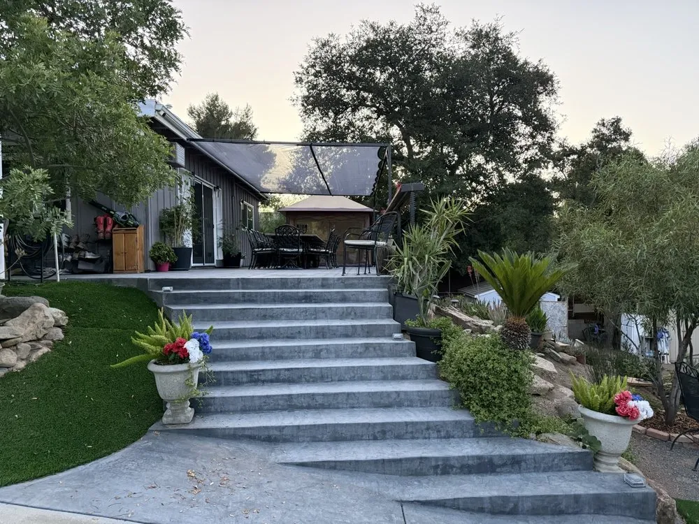 Top-rated yard cleanup service in Valencia, CA by Paradise Landscaping