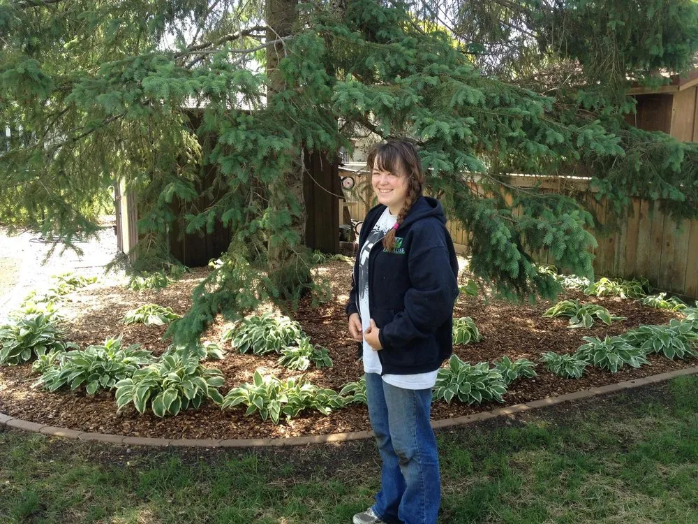 Expert lawn mowing service experts serving Eau Claire, WI - Paradise Lawn & Landscape