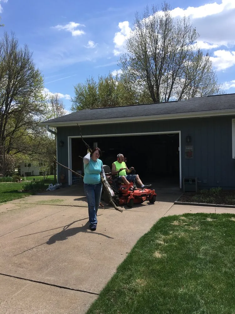 Expert landscape design experts serving Eau Claire, WI - Paradise Lawn & Landscape