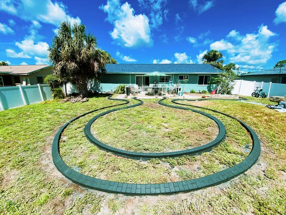 Custom garden landscaping in Port Charlotte, FL - Paradise Lawn & Property Maintenance