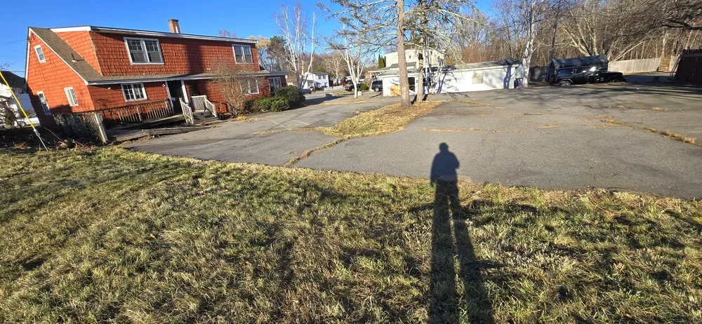 Custom lawn care service for homes in Haverhill, MA by Paradise Lawn Care