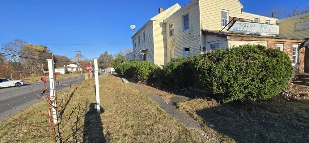 Expert garden landscaping for beautiful yards across Haverhill, MA - Paradise Lawn Care